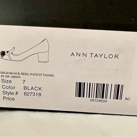 Ann Taylor Black Patent Leather Tassel Block Heel Pump 7 - Picture 3 of 5
